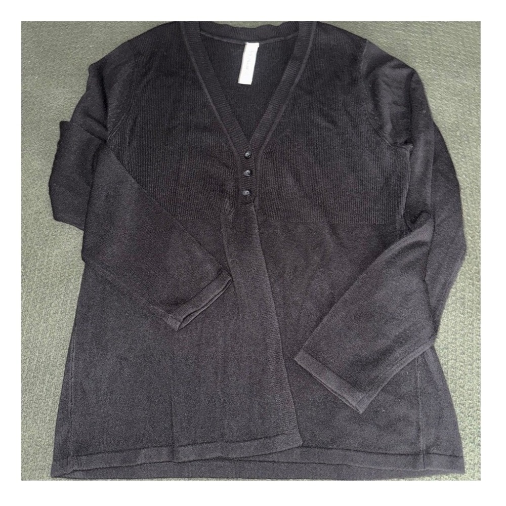 LA Blues Womens Black Knit V-Neck Button Empire Waist Split Hem Top